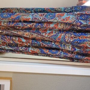 Vibrant Paisley Print Scarf